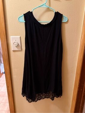 Signature Black Lace-Hem Slip Chemise